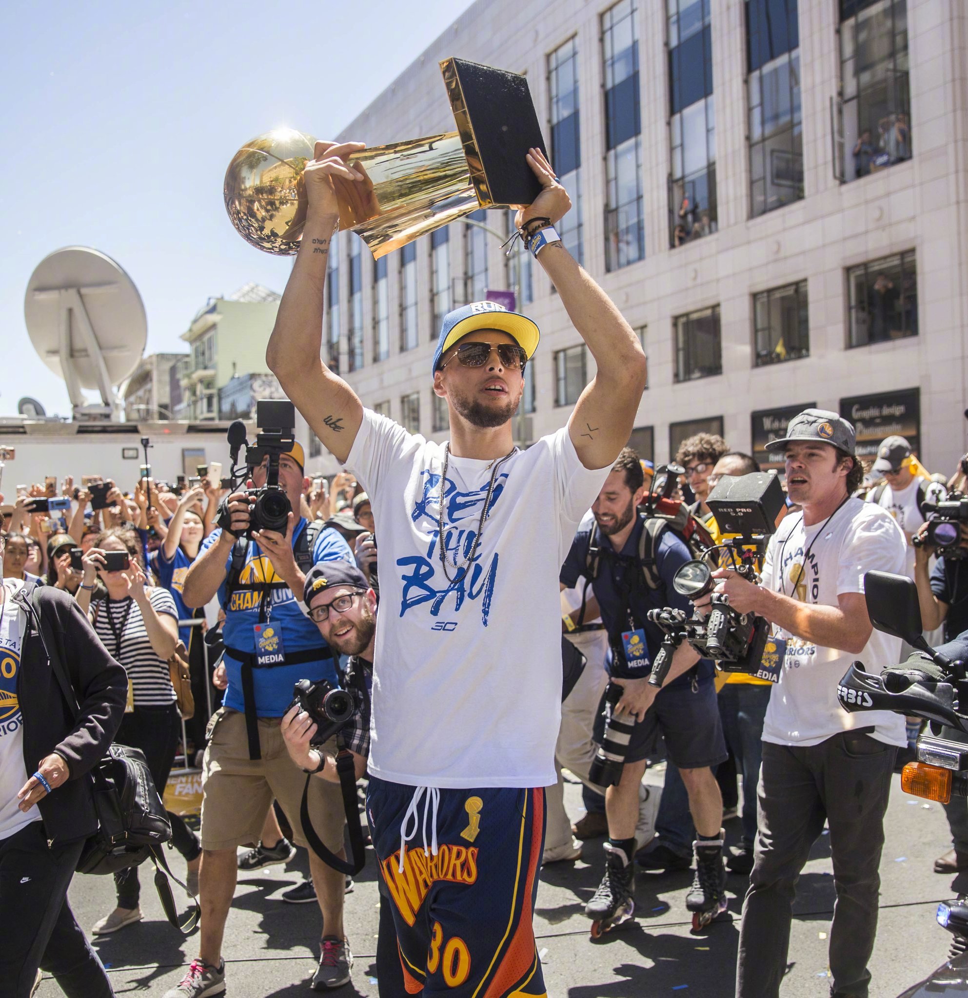 旅不仅是一 旅不仅是一